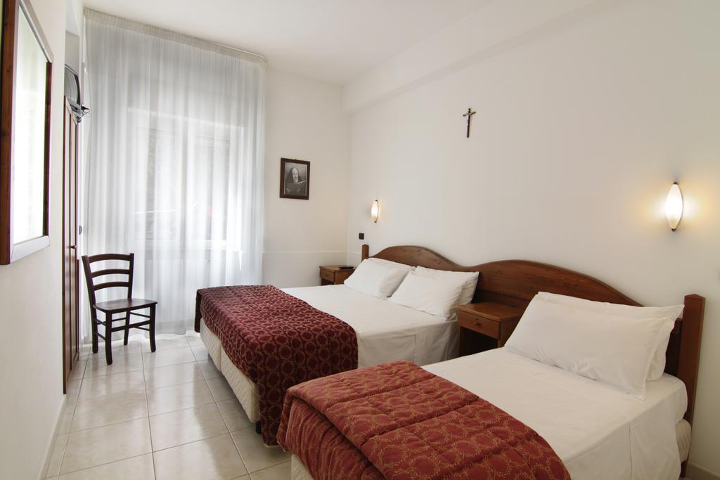 Albergo Villa Bianca San Giovanni Rotondo Room photo